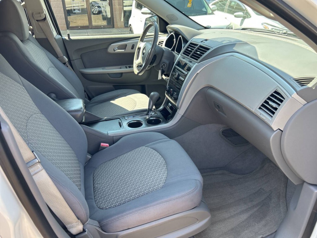 2012 Chevrolet Traverse Image 7