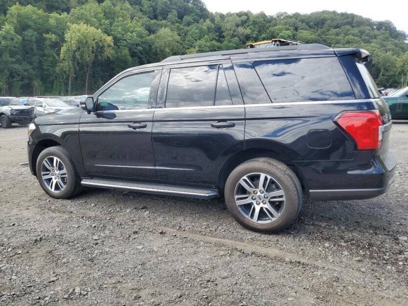 2023 Ford Expedition Image 3