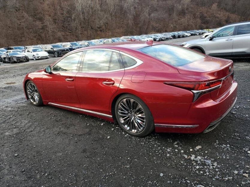 2018 Lexus LS Image 3