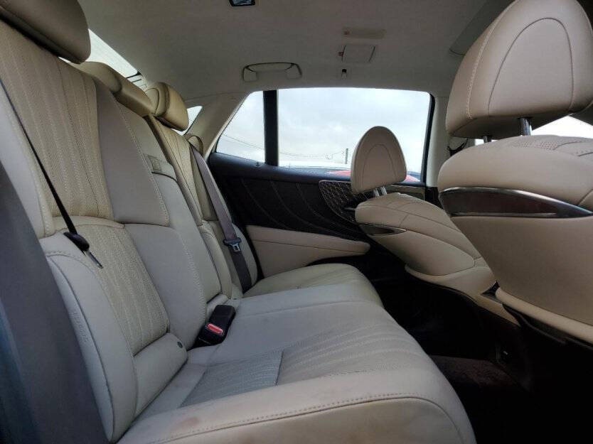 2018 Lexus LS Image 6