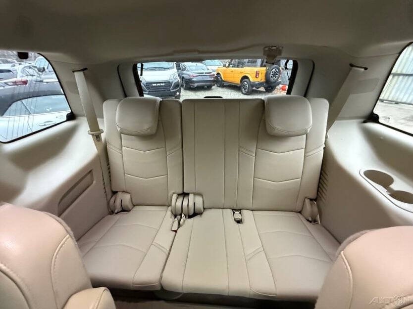2018 Cadillac Escalade Image 7