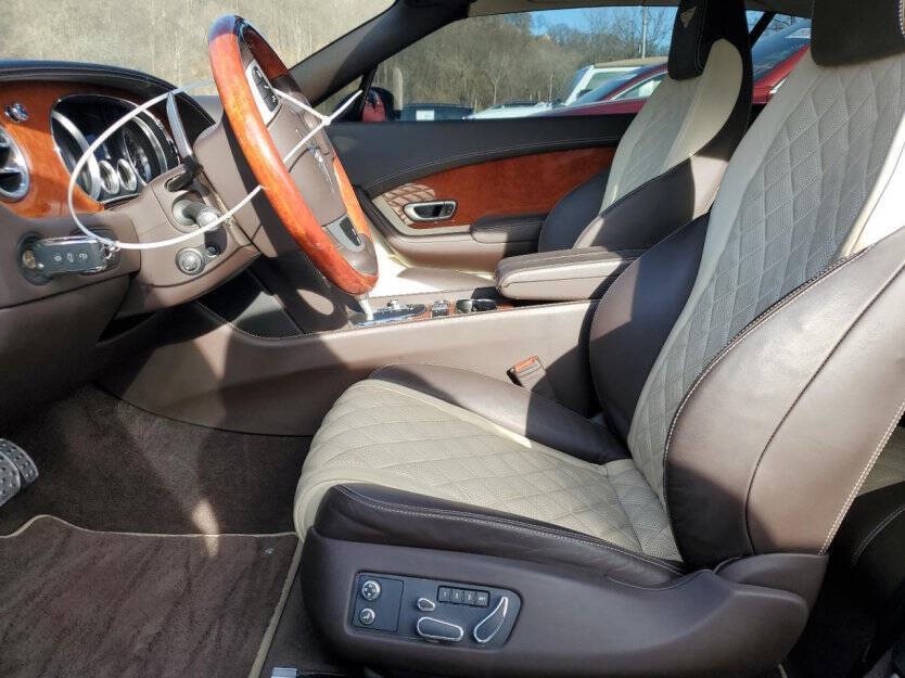2016 Bentley Continental Image 5