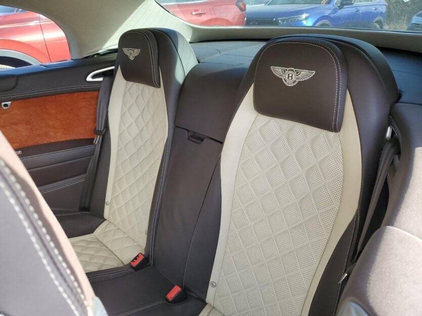 2016 Bentley Continental Image 6