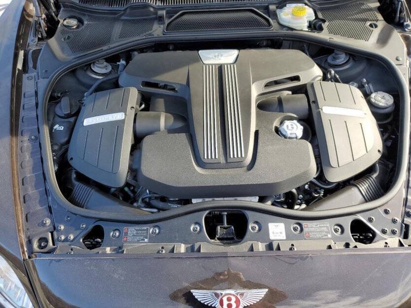 2016 Bentley Continental Image 9
