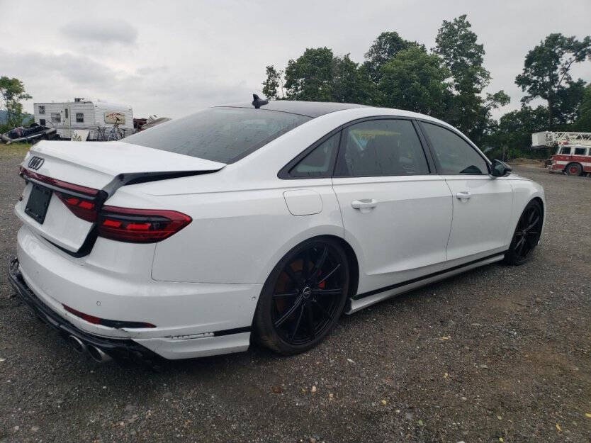 2023 Audi S8 Image 5