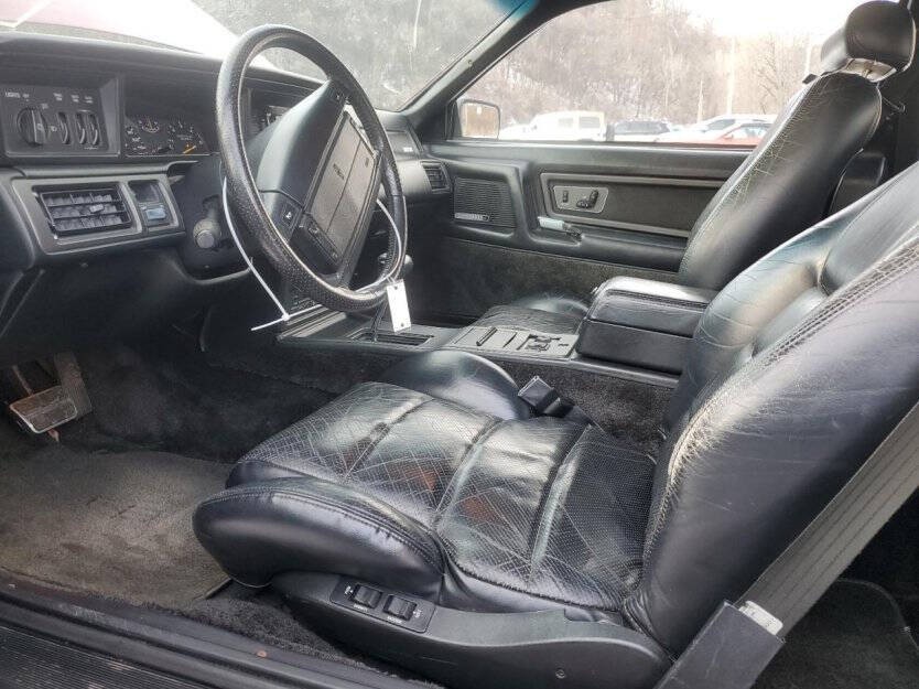 1990 Lincoln Mark VI Image 6