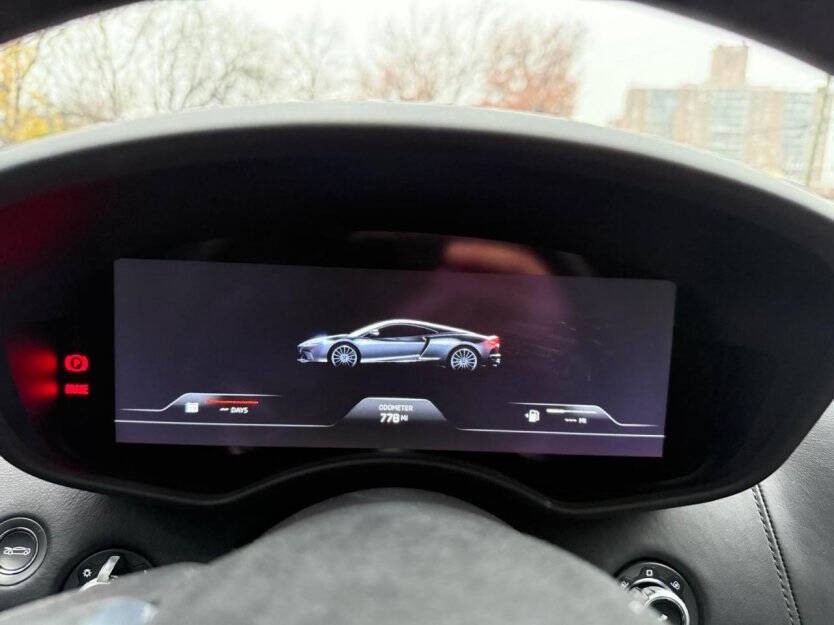 2023 McLaren GT Image 1