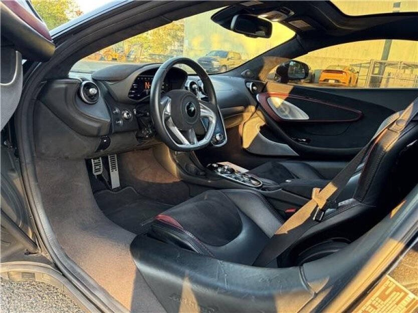 2023 McLaren GT Image 7