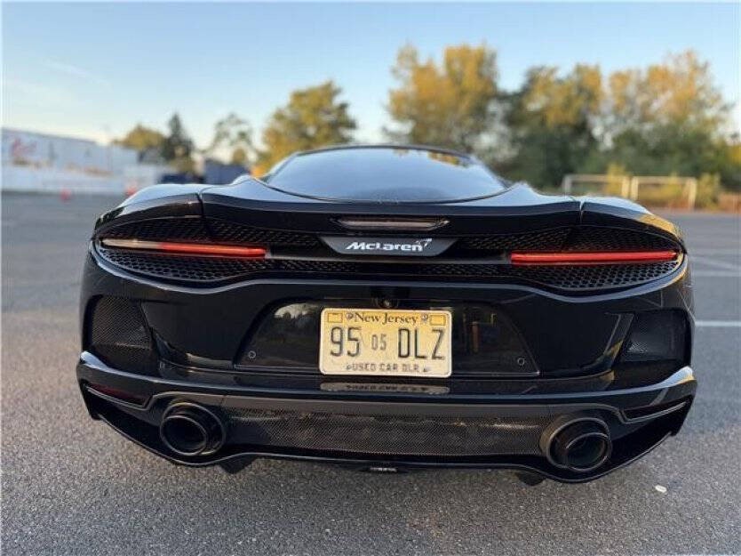 2023 McLaren GT Image 5