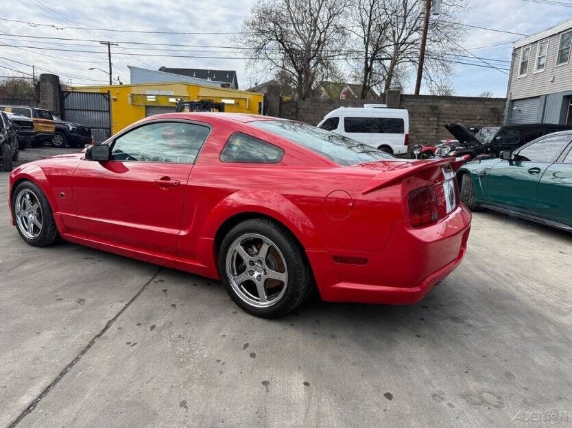 2007 Ford Mustang Image 4