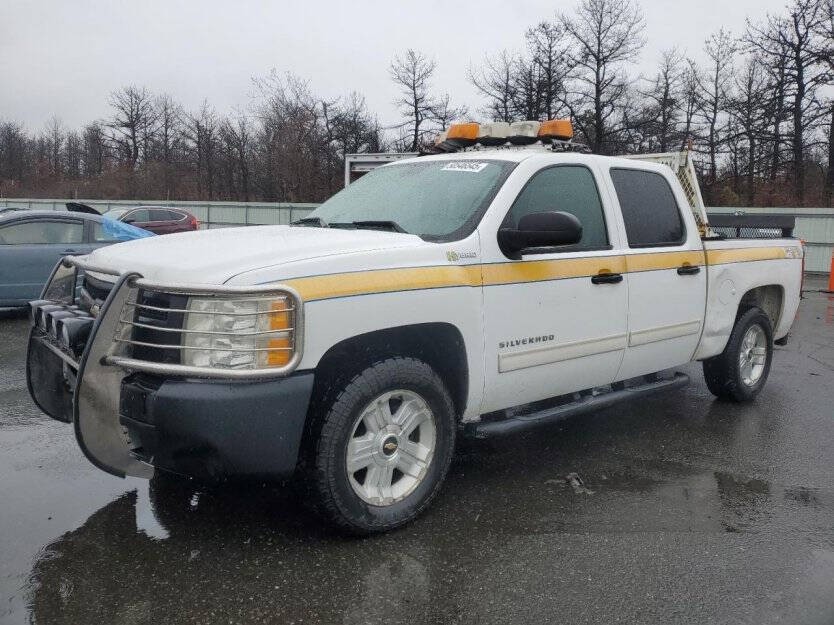 2010 Chevrolet Silverado 1500 Image 2