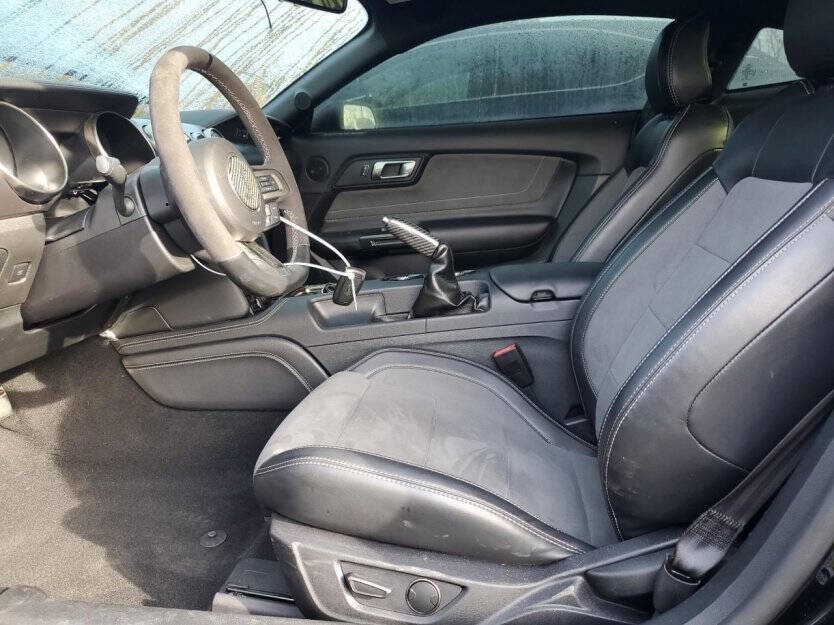 2019 Ford Mustang Image 5