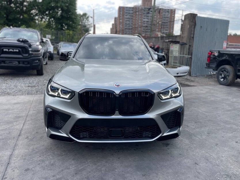 2022 BMW X5 Image 2