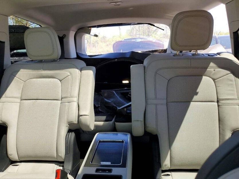 2025 Lincoln Aviator Image 6