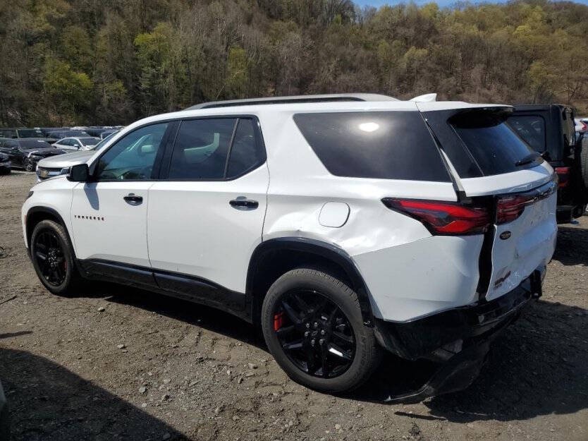 2024 Chevrolet Traverse Image 3