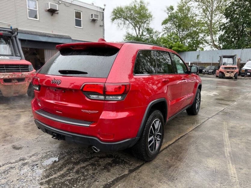 2021 Jeep Grand Cherokee Image 3