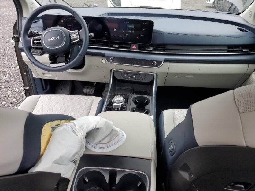 2025 Kia Carnival Hybrid Image 7