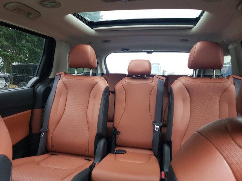 2025 Kia Carnival Image 7