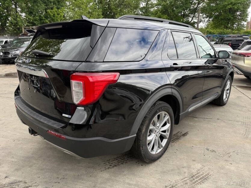 2020 Ford Explorer Image 4
