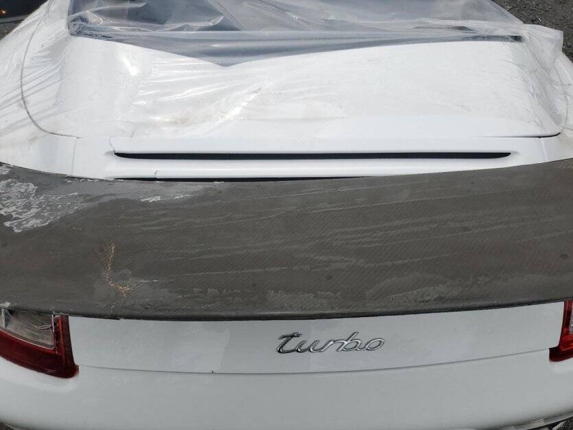 2008 Porsche 911 Image 9