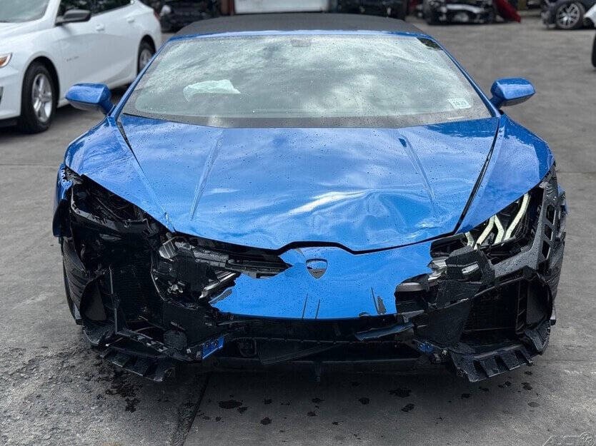 2024 Lamborghini Huracan Image 2