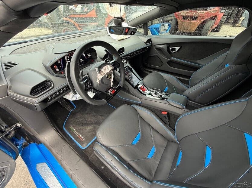 2024 Lamborghini Huracan Image 7