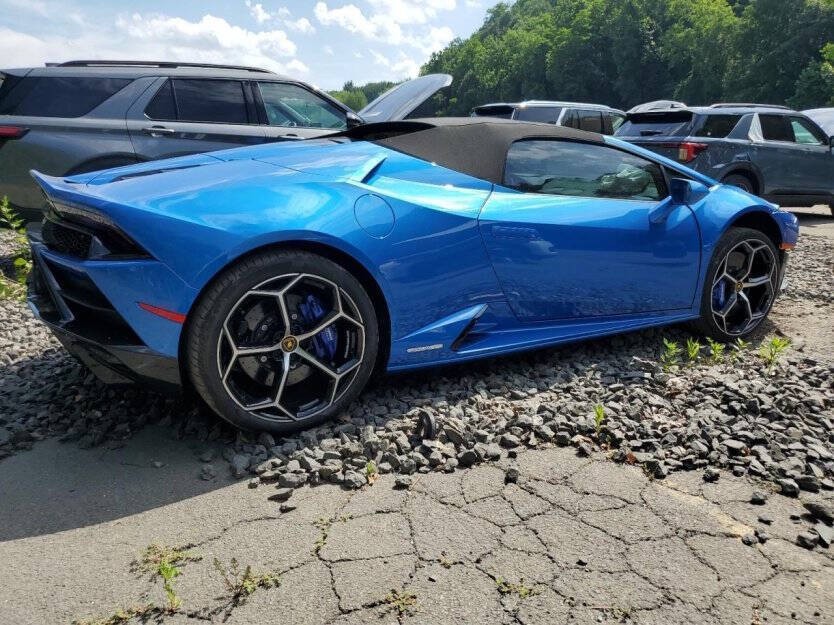 2024 Lamborghini Huracan Image 5
