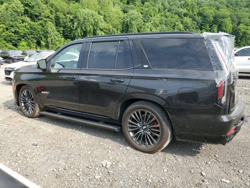 2024 Cadillac Escalade Image 3