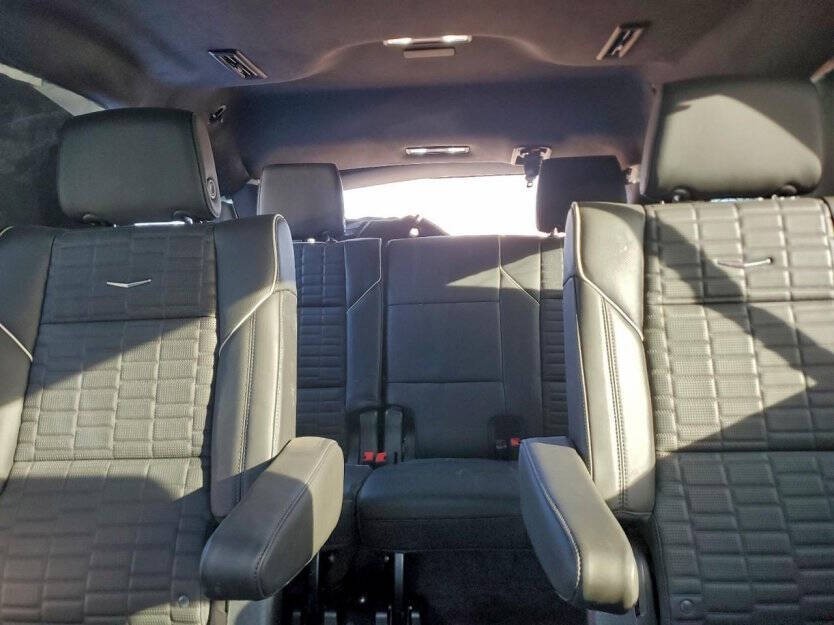 2024 Cadillac Escalade Image 6