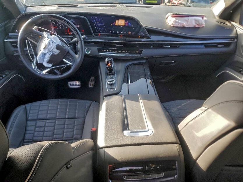 2024 Cadillac Escalade Image 7