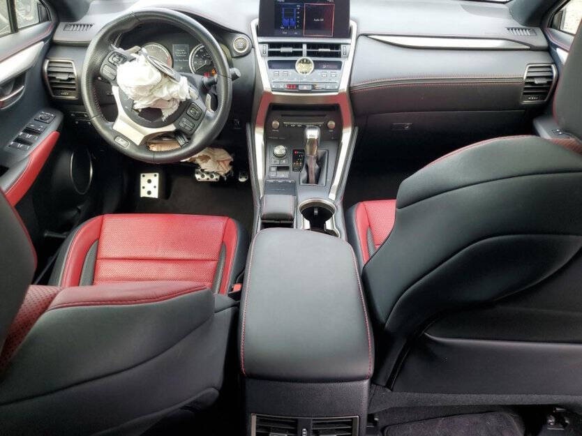 2019 Lexus NX 300 Image 7