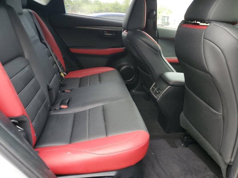 2019 Lexus NX 300 Image 9