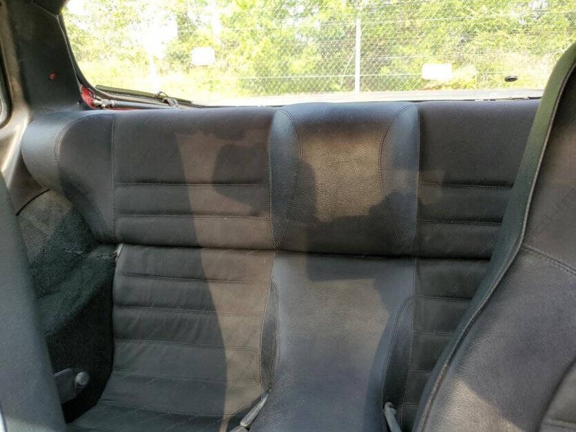 1987 Porsche 924 Image 6