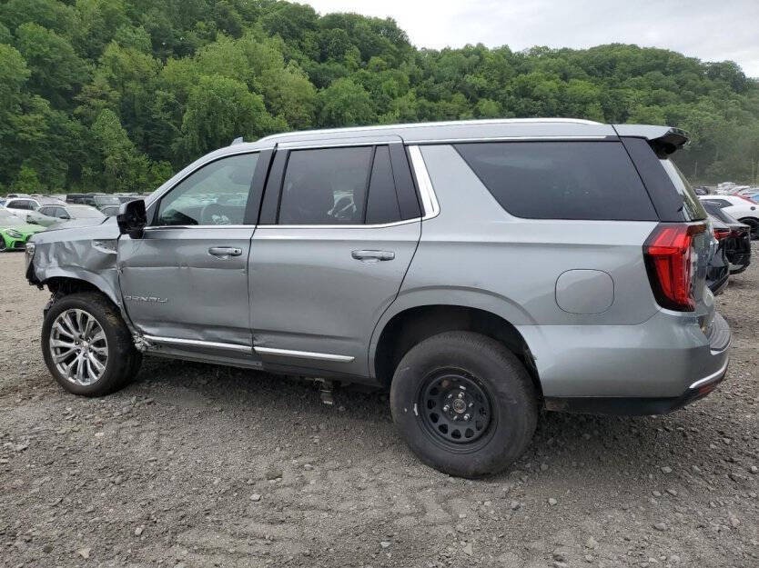 2024 GMC Yukon Image 3
