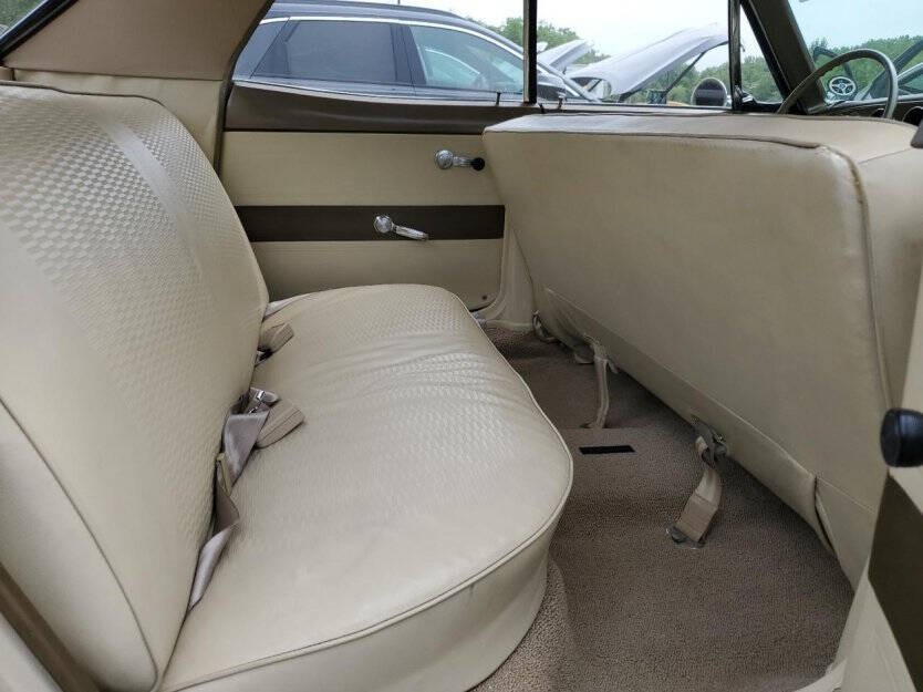 1965 Chevrolet Corvair Image 6