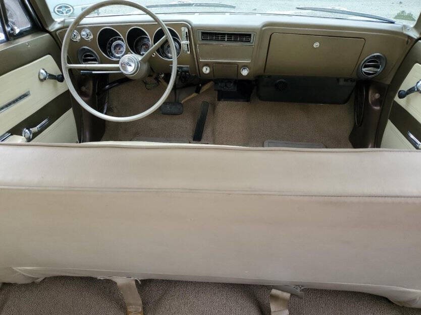 1965 Chevrolet Corvair Image 7