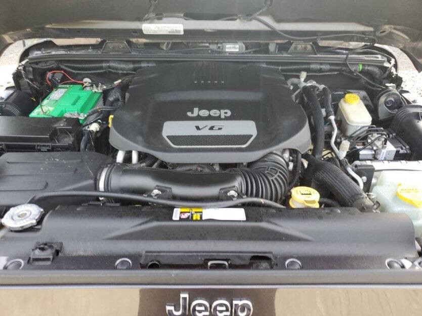 2016 Jeep Wrangler Unlimited Image 9