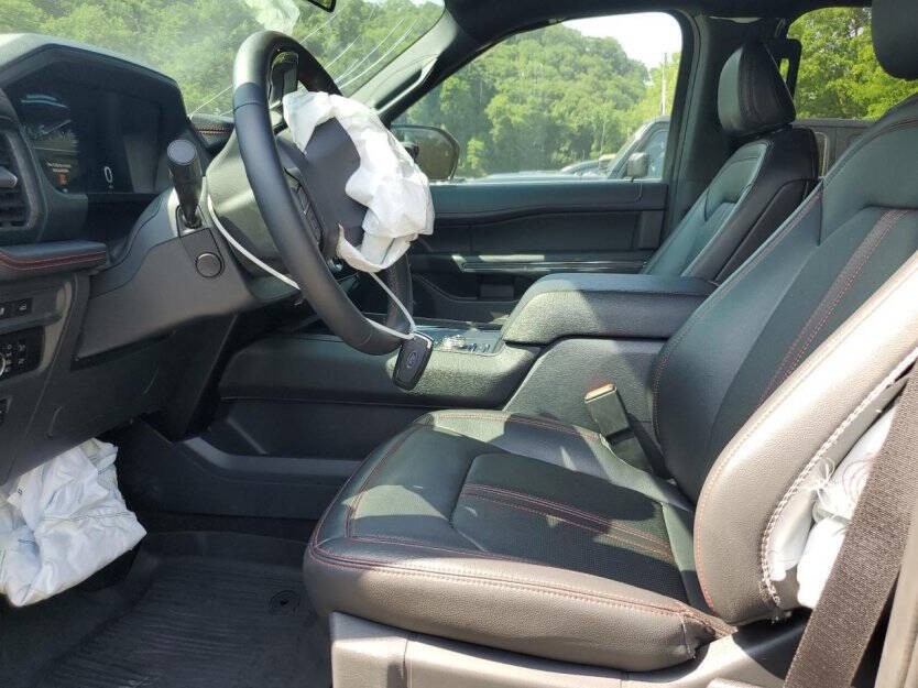 2024 Ford Expedition Image 6