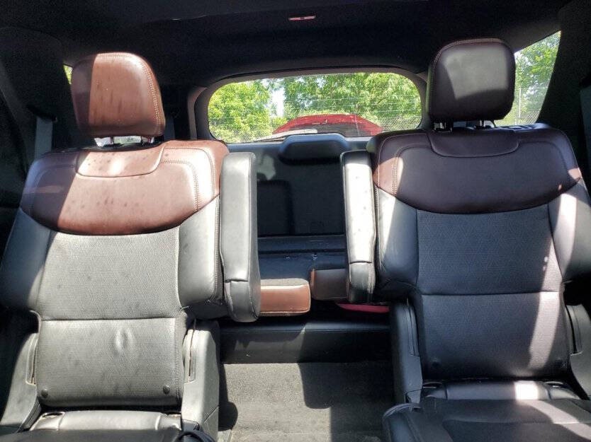 2020 Ford Explorer Image 6