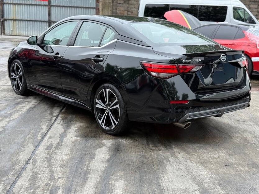 2021 Nissan Sentra Image 4