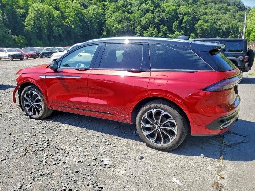 2025 Lincoln Nautilus Hybrid Image 4