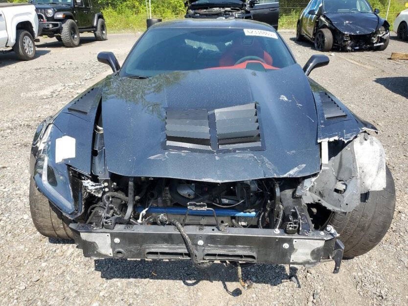2019 Chevrolet Corvette Image 2