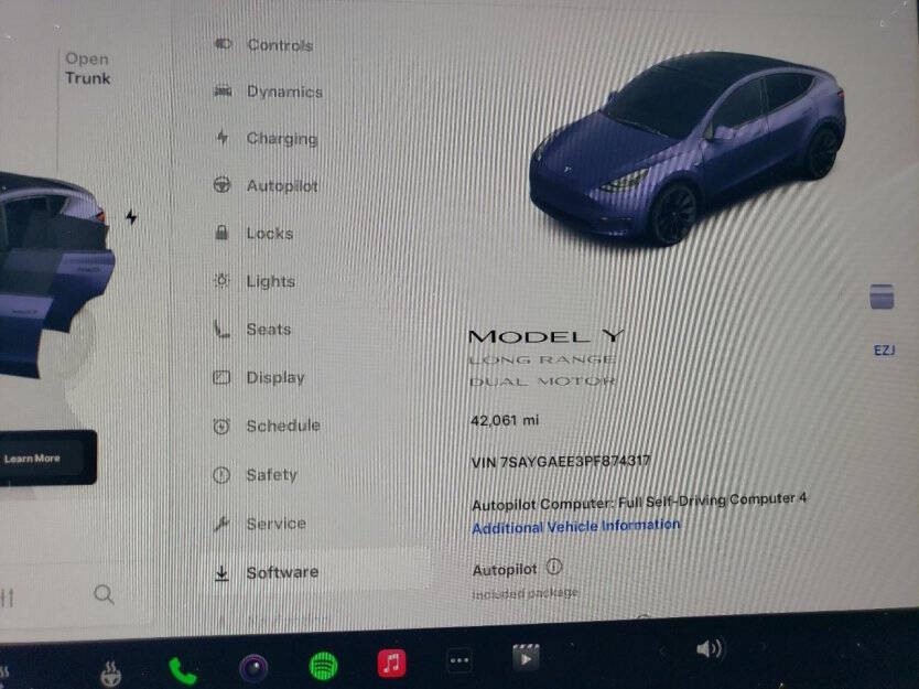 2023 Tesla Model Y Image 8
