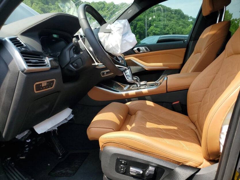 2023 BMW X5 Image 6
