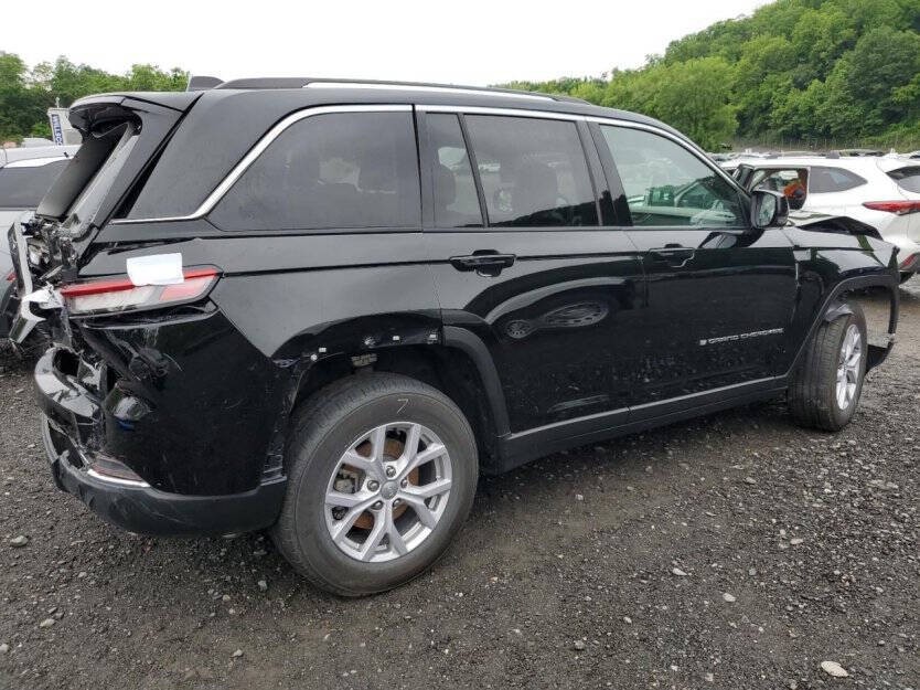 2022 Jeep Grand Cherokee Image 5