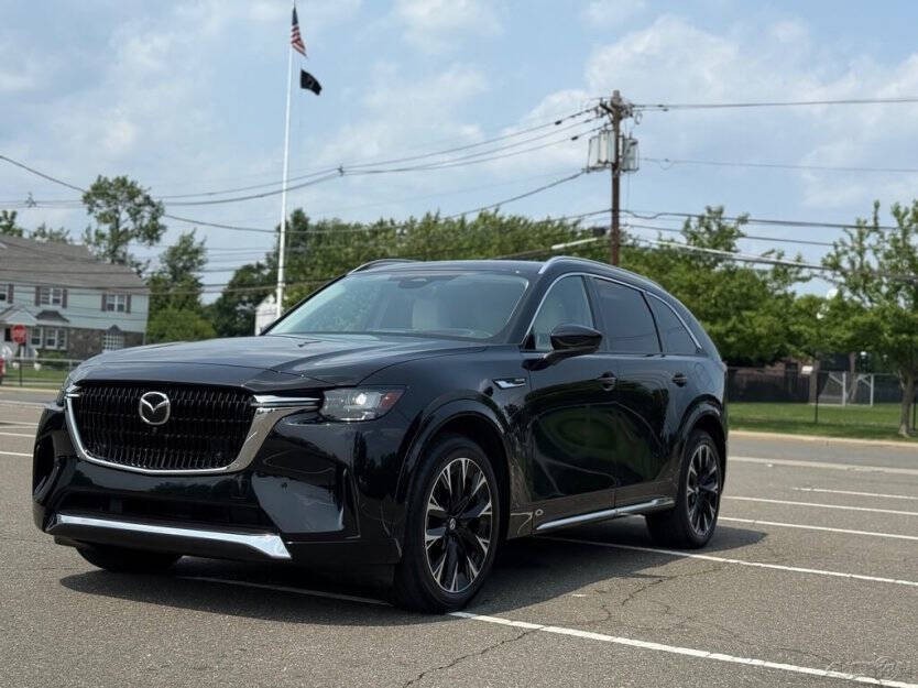 2025 Mazda CX-9 Image 2