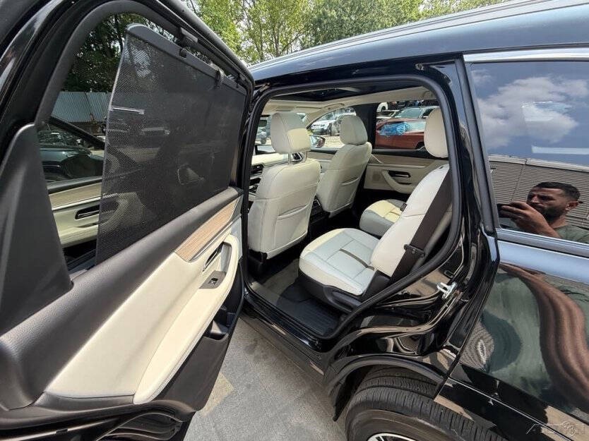 2025 Mazda CX-9 Image 8