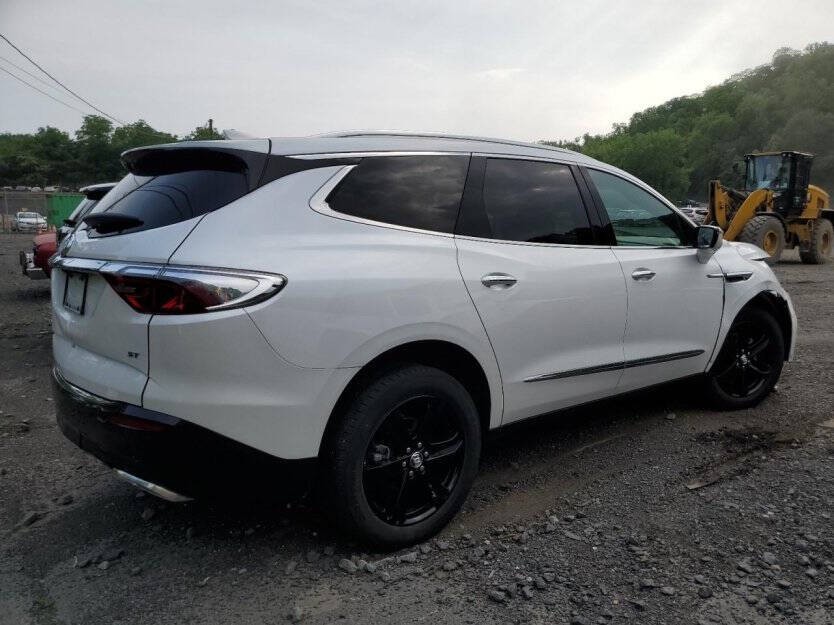 2024 Buick Enclave Image 5