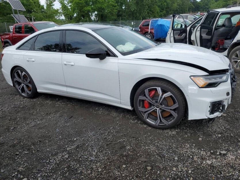 2025 Audi S6 Image 1