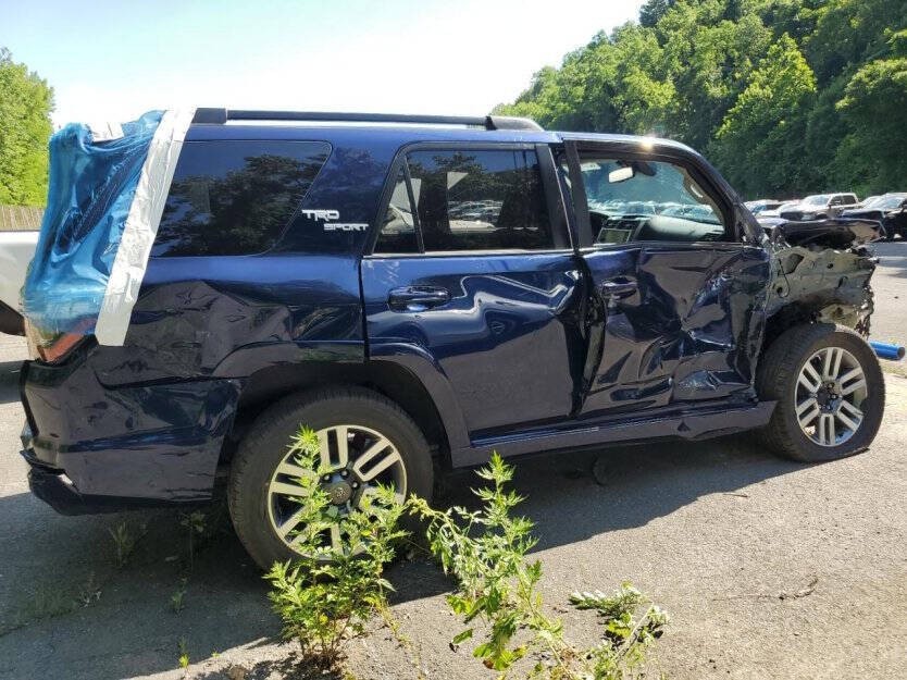 2022 Toyota 4Runner Image 5